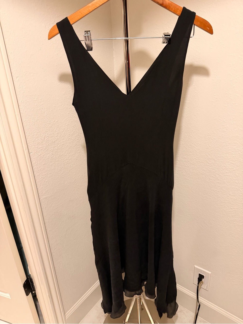 Max & Cleo Black V‑Neck Silk Maxi Dress